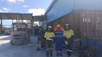 瑙魯碼頭免燒磚生產現(xiàn)場