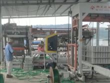 收磚線、自動碼垛機生產(chǎn)現(xiàn)場